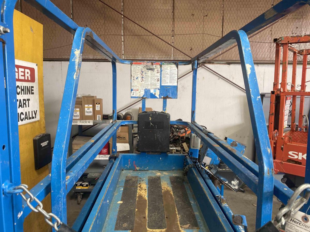 2016 Genie GS-1930