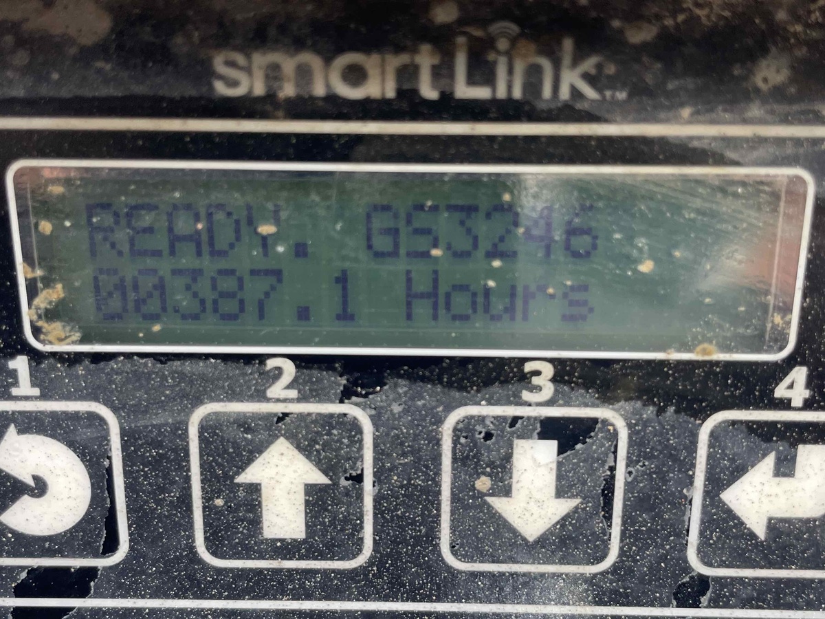 2017 Genie GS-3246-10