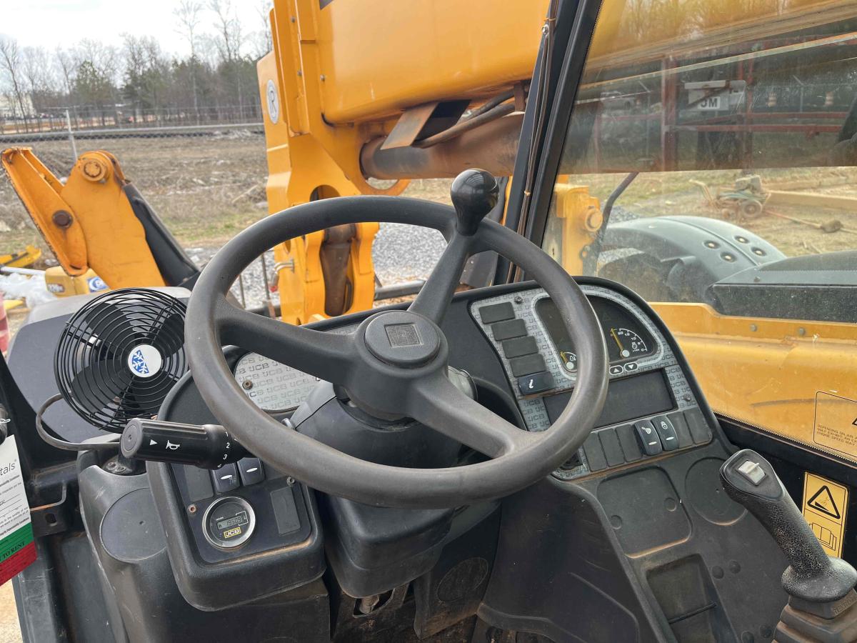 2018 JCB 510-56