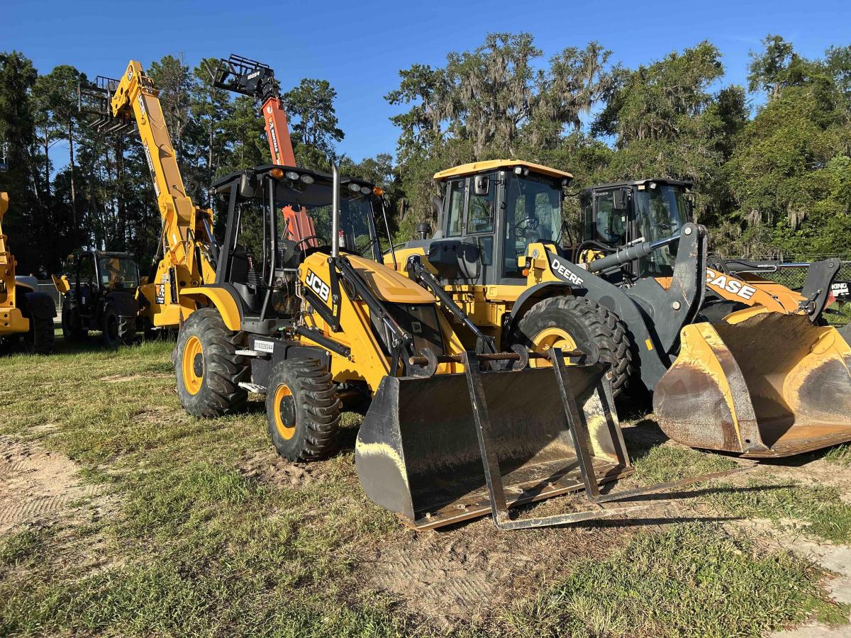 2022 JCB 3CX-2