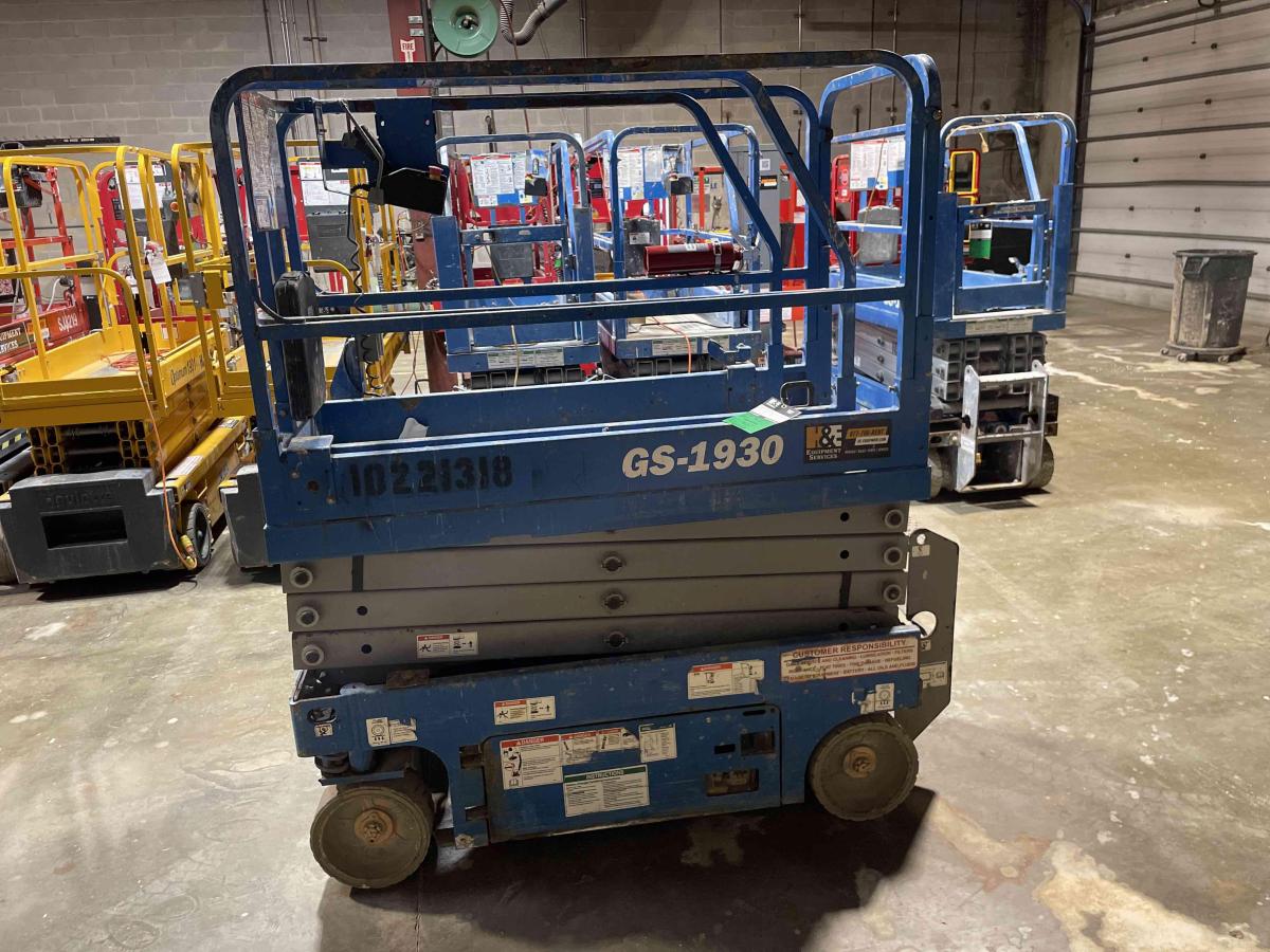 2017 Genie GS-1930