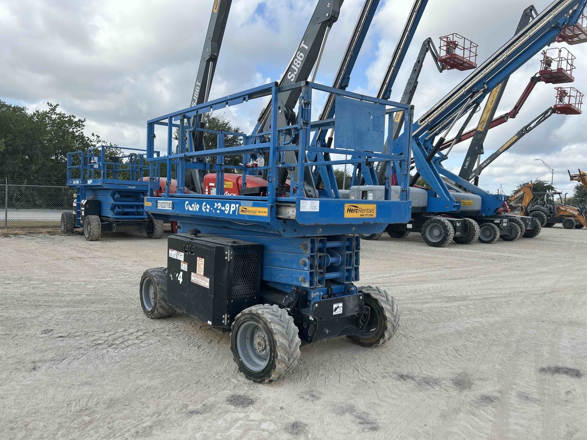 2018 Genie GS-3369 RT-7