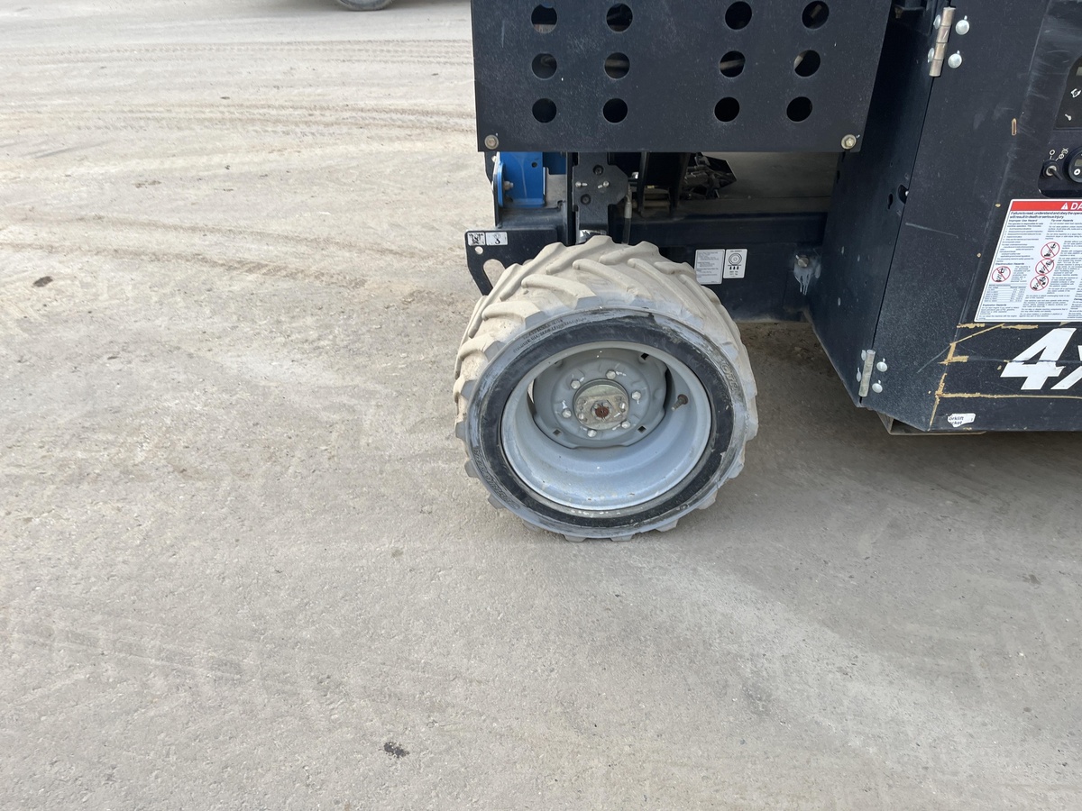 2017 Genie GS-2669 RT-10