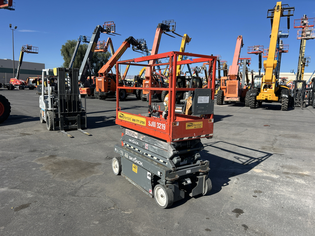 2019 Skyjack SJ3219-4