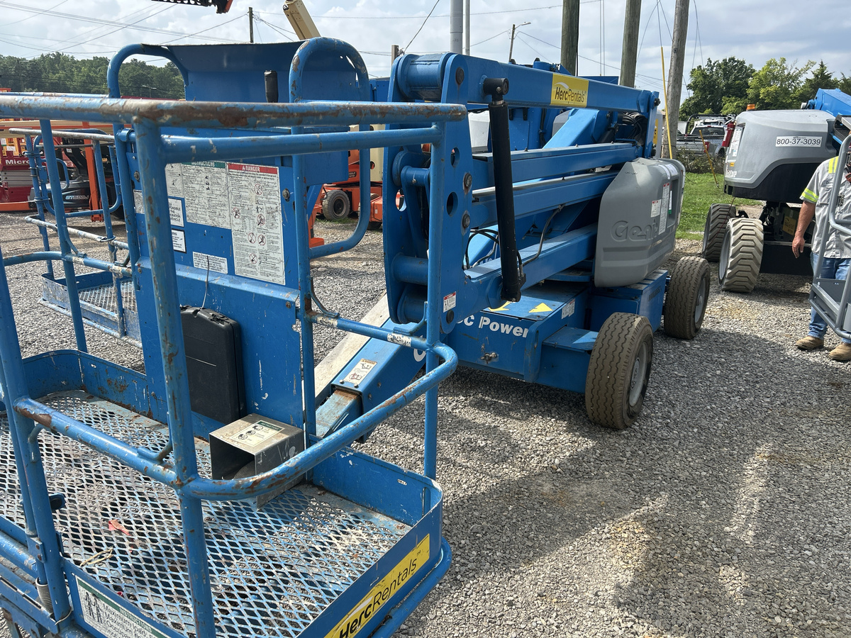 2014 Genie Z-45/25