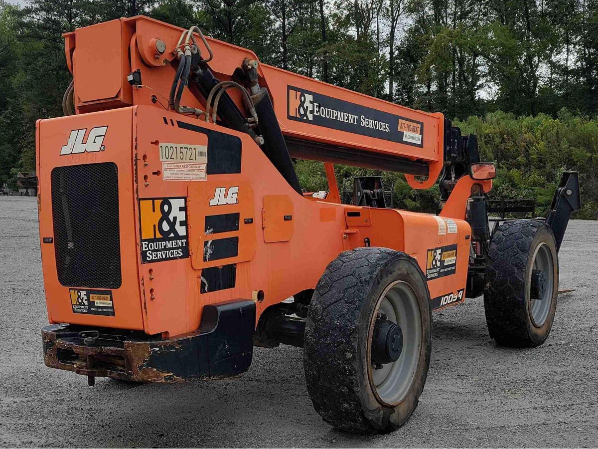 2017 SkyTrak 10054