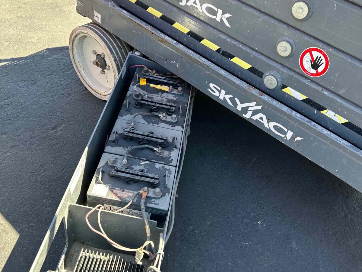 2016 Skyjack SJ3226