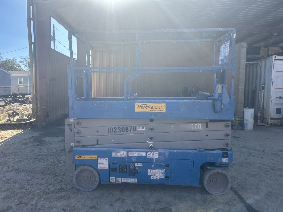 2017 Genie GS-2632-3