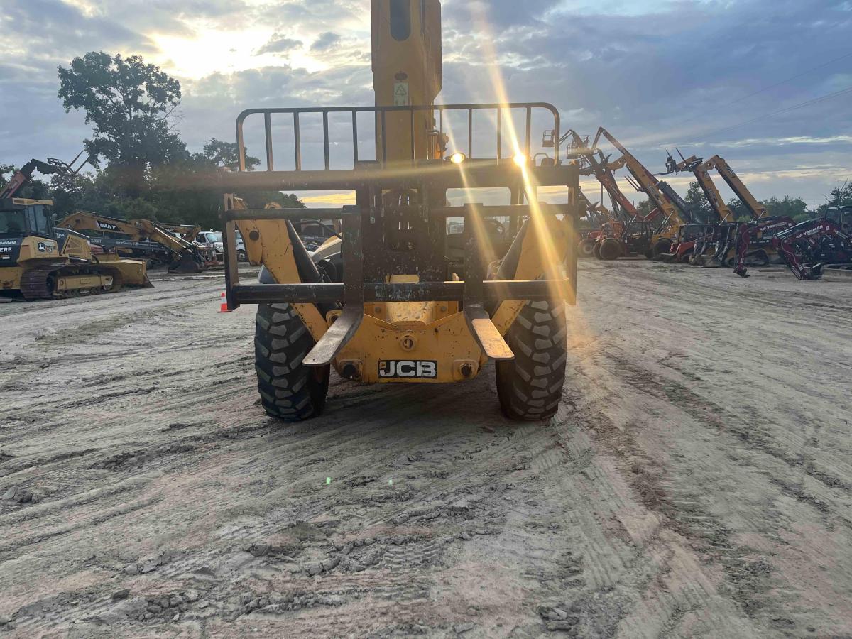 2018 JCB 510-56-3