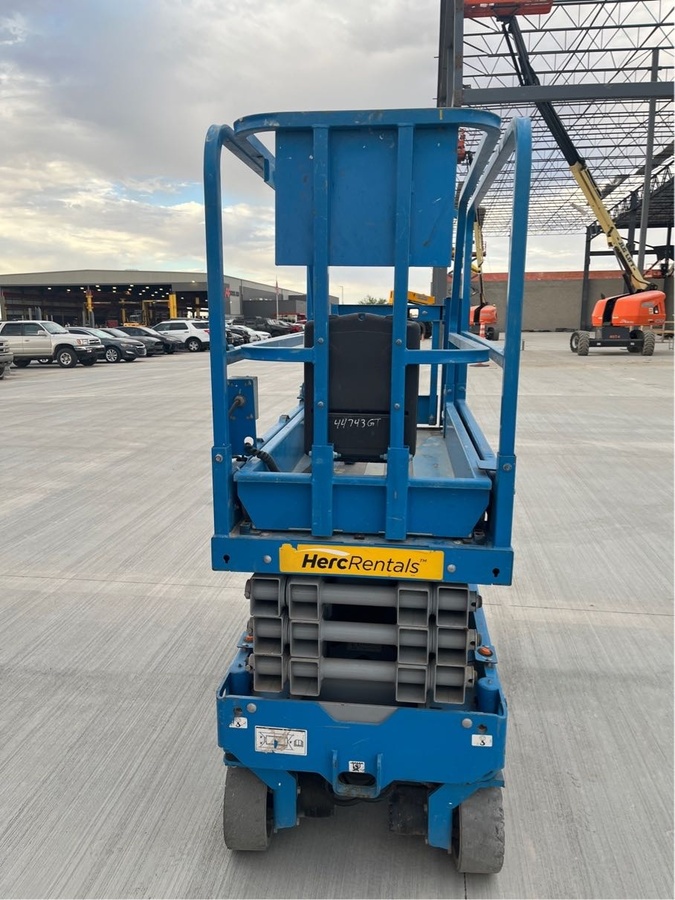 2019 Genie GS-1930-4