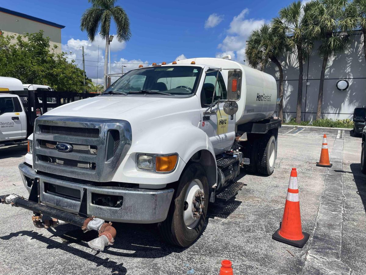 2015 Ford F750