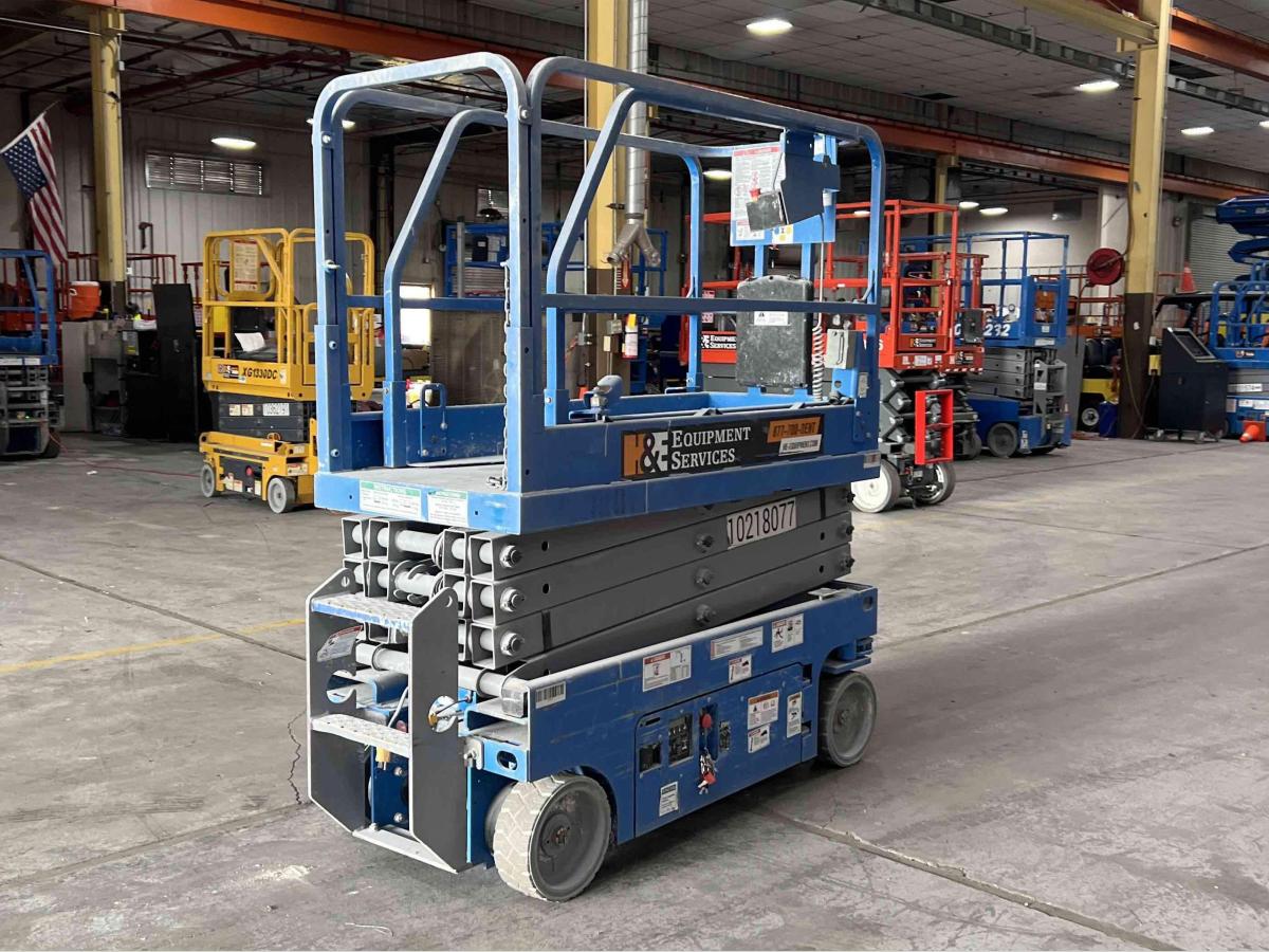 2017 Genie GS-1930
