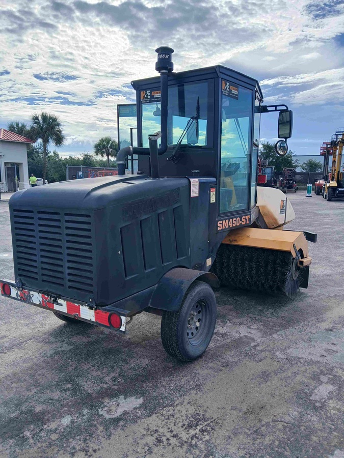 2019 LayMor SweepMaster 450-ST-11