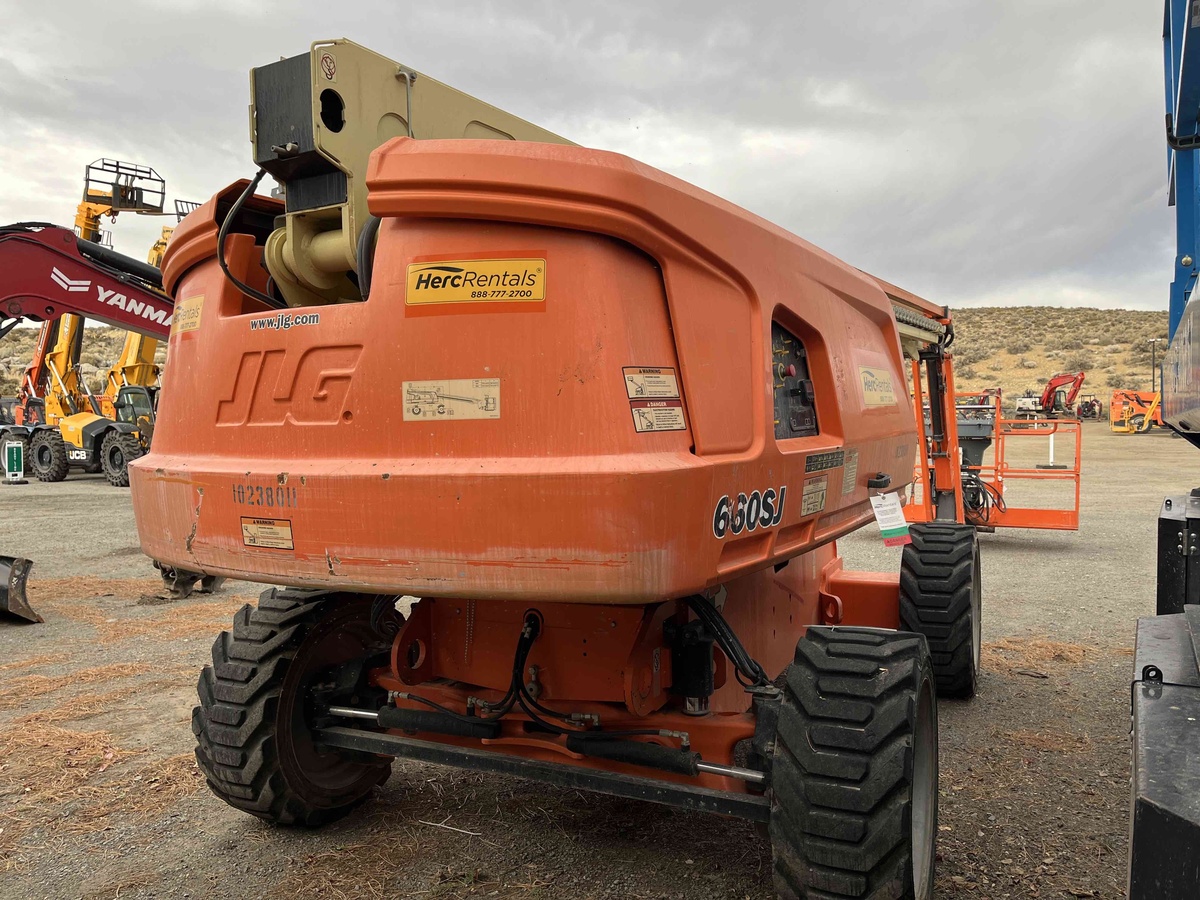 2018 JLG 660SJ-4