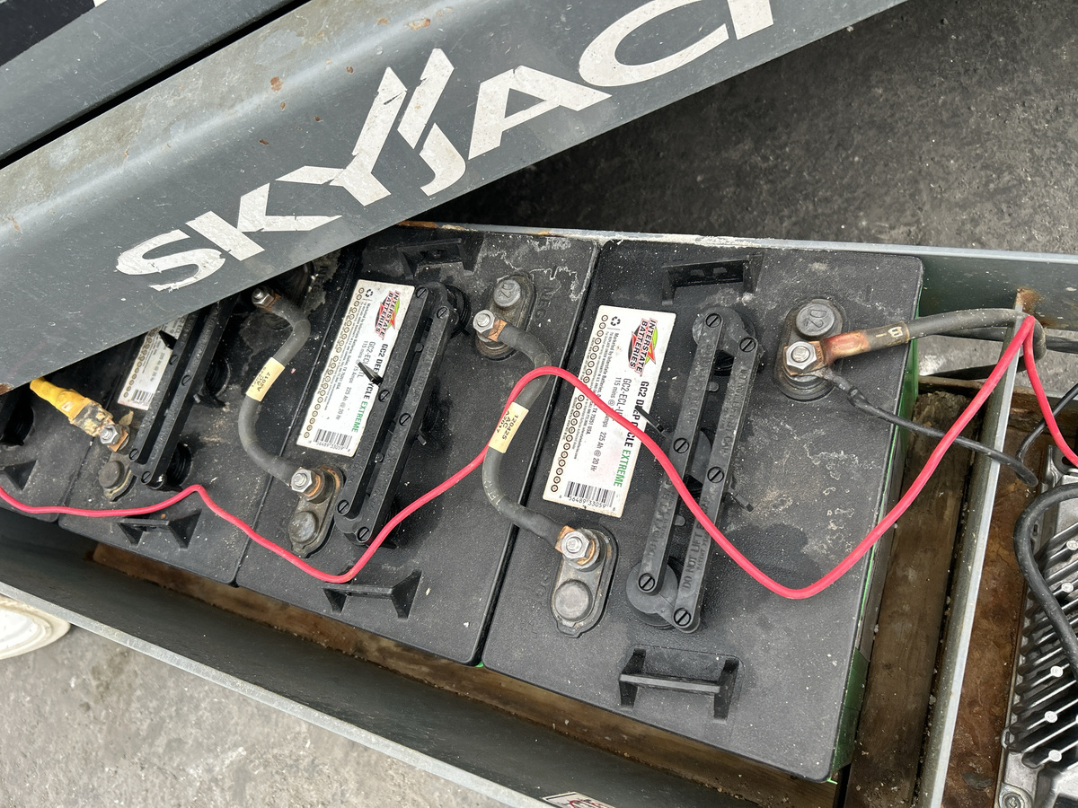 2017 Skyjack SJ3226-8