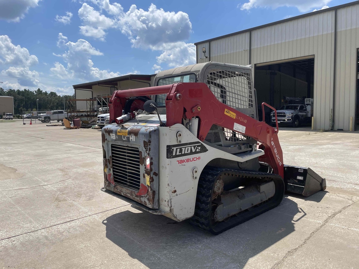 2020 Takeuchi TL10V2-4