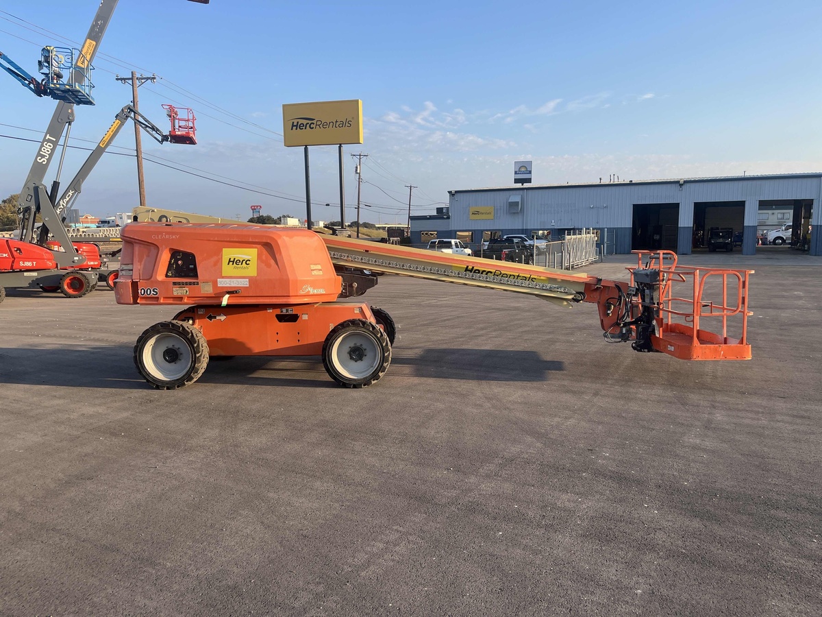 2018 JLG 600S