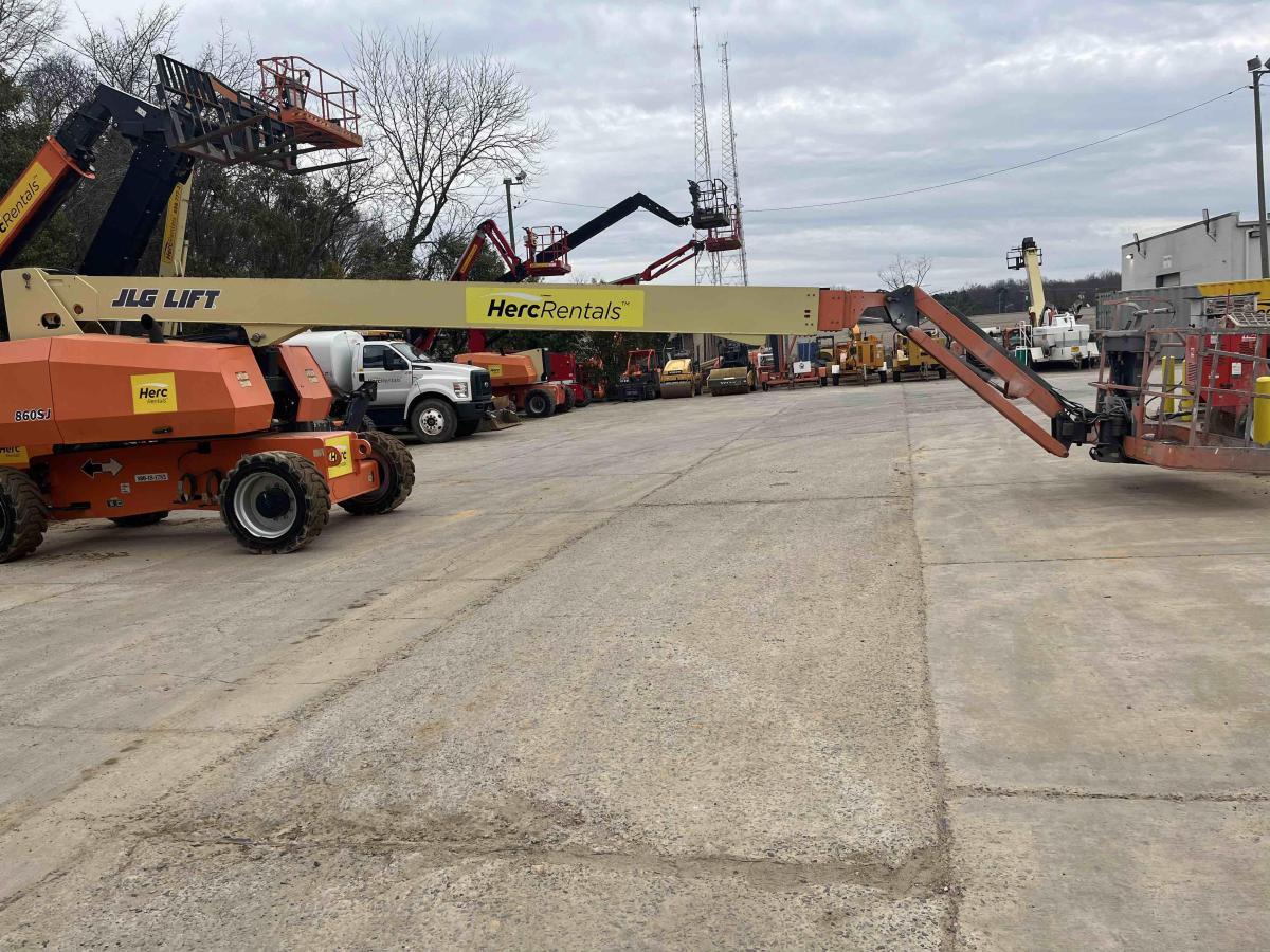 2017 JLG 860SJ