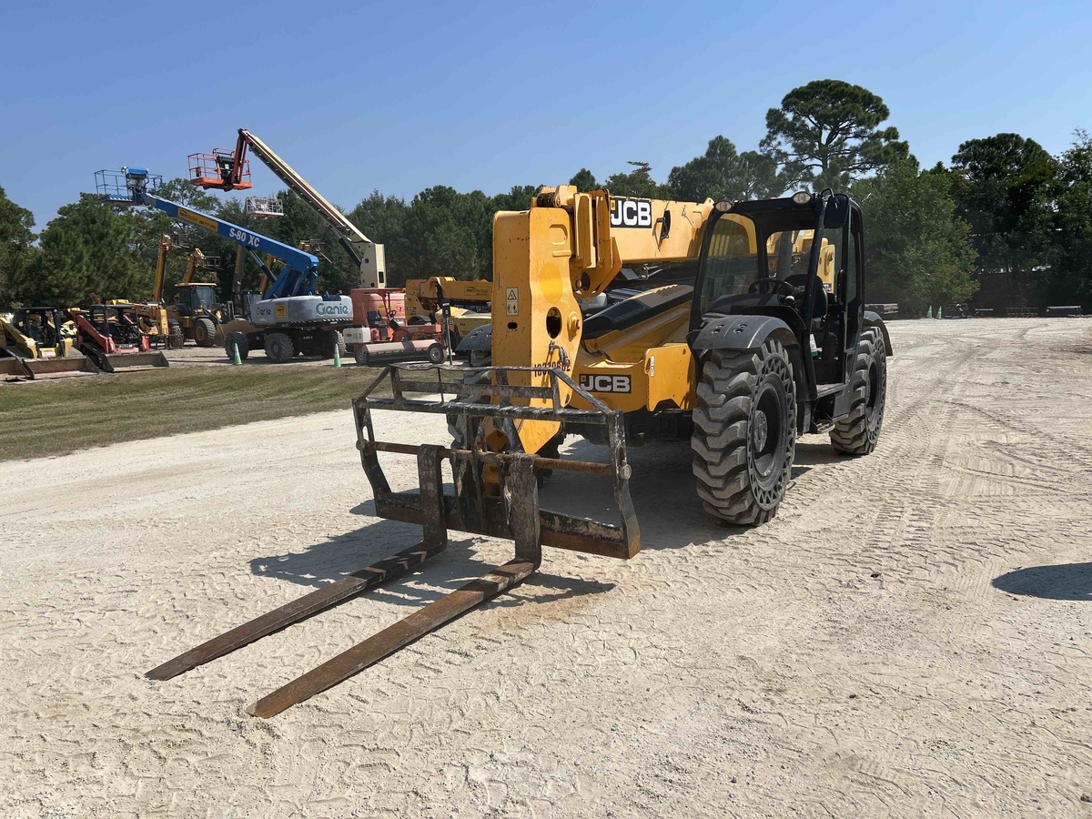2021 JCB 507-42