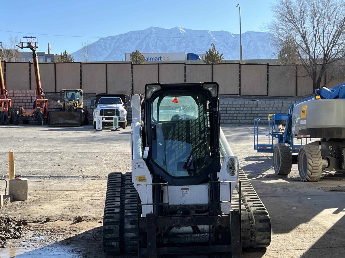 2020 Bobcat T740