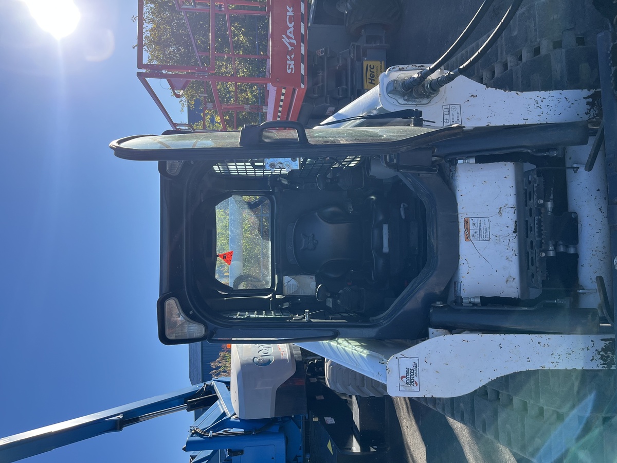 2021 Bobcat T740-2