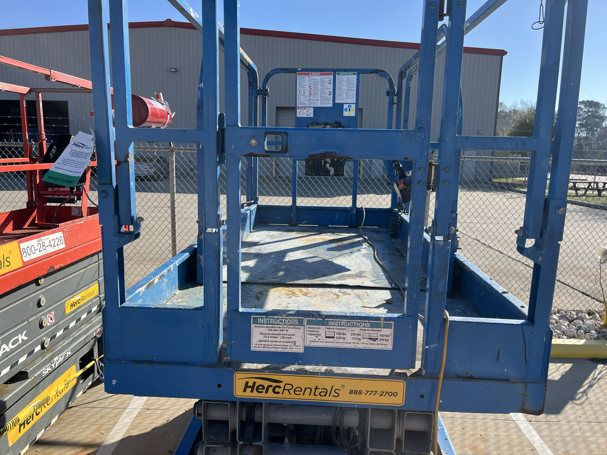 2018 Genie GS-3246-11