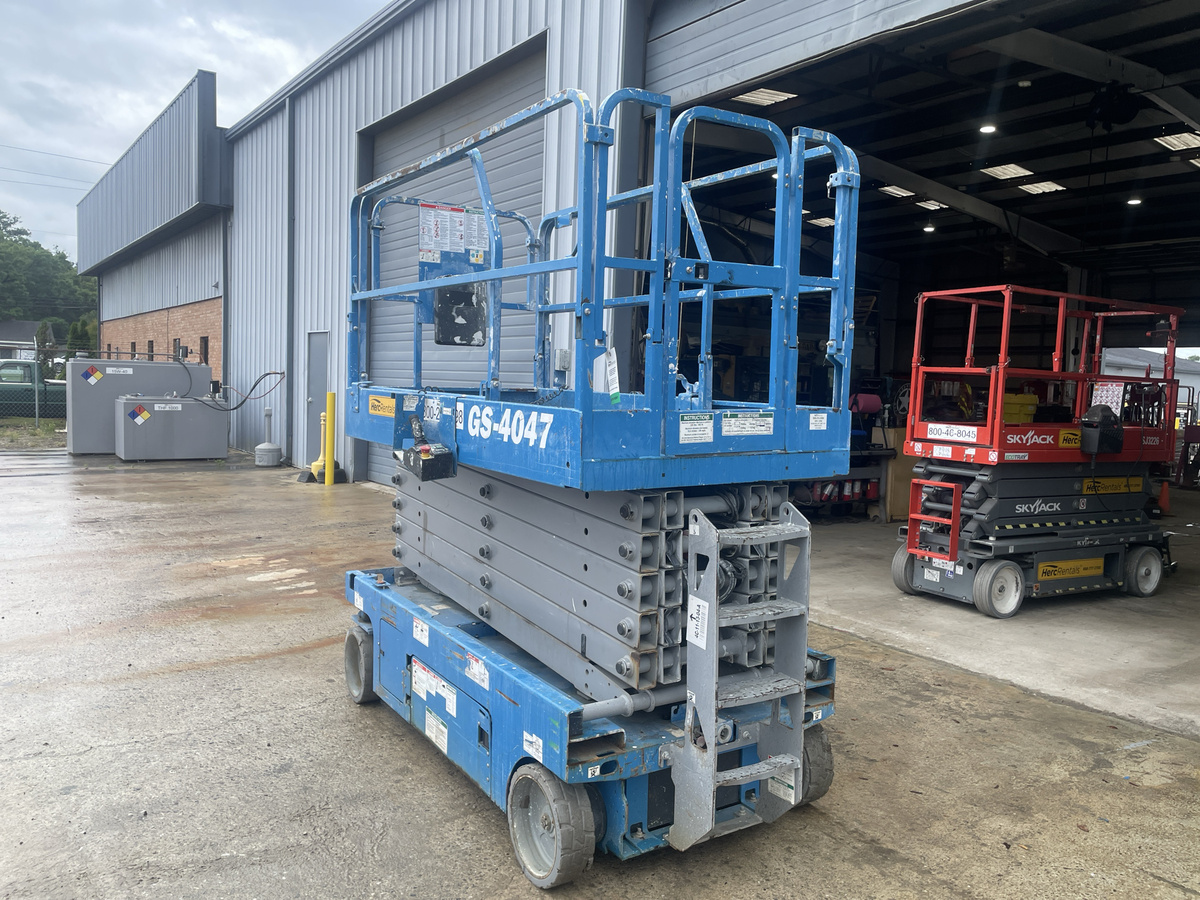 2019 Genie GS-4047-4