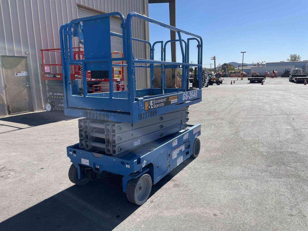 2017 Genie GS-2646
