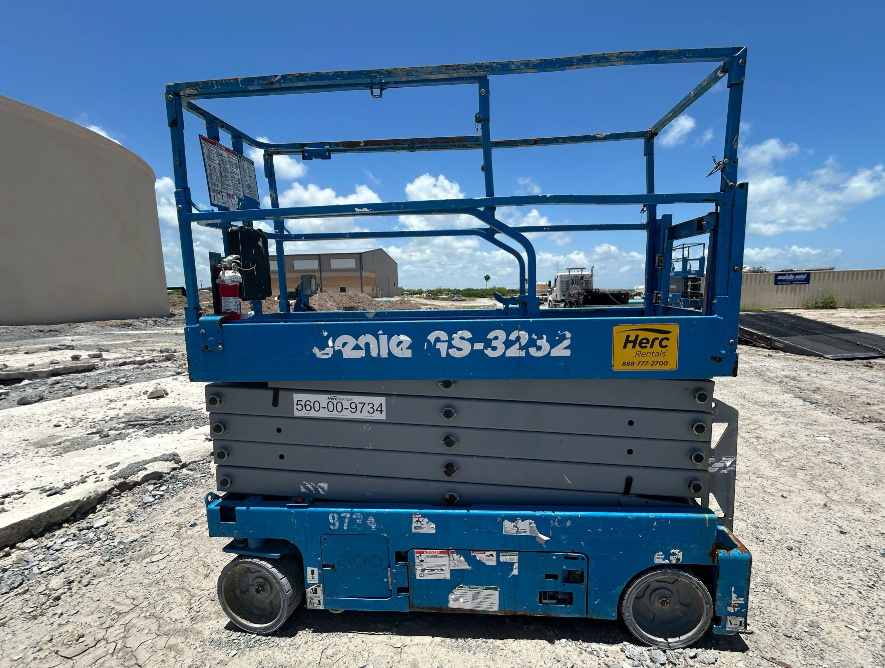 2018 Genie GS-3232-2