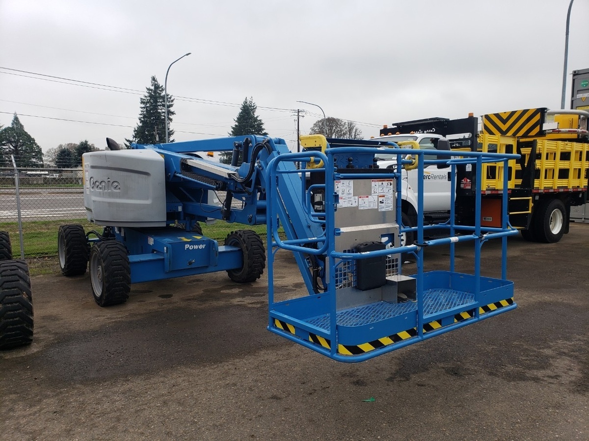 2018 Genie Z-45/25J RT-3