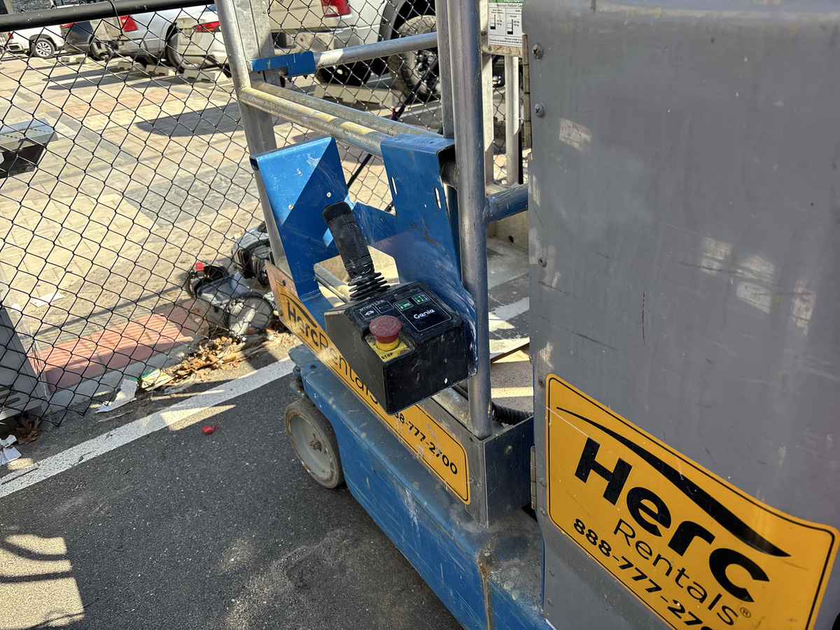 2018 Genie GR-20-4
