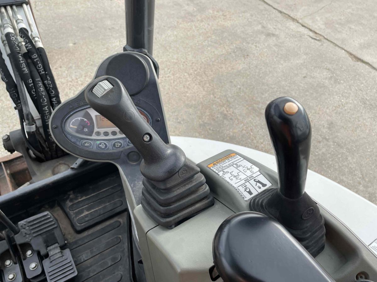 2019 Bobcat E26