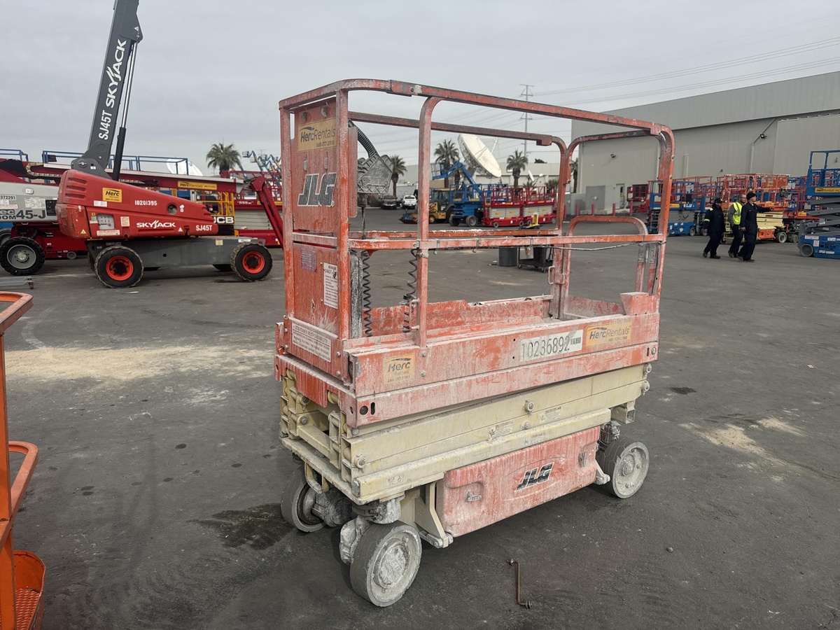 2018 JLG 1930ES-4
