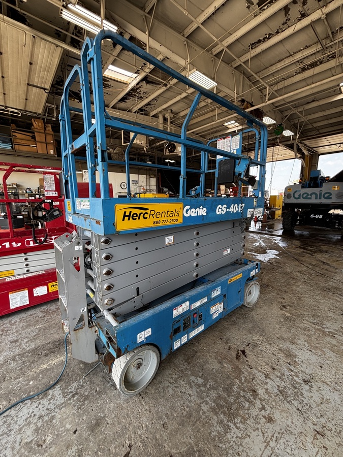 2019 Genie GS-4047