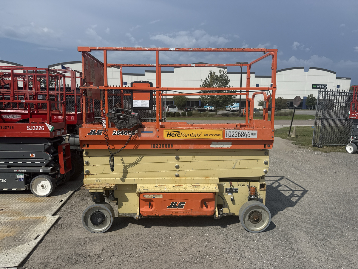 2018 JLG 2646ES