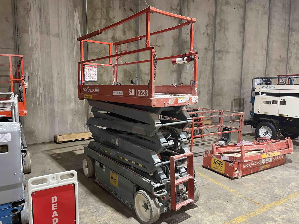2016 Skyjack SJ3226