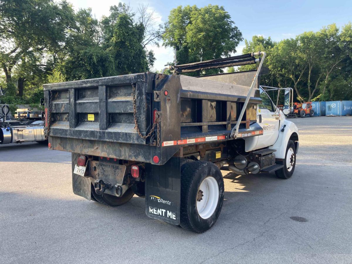 2015 Ford F750-3
