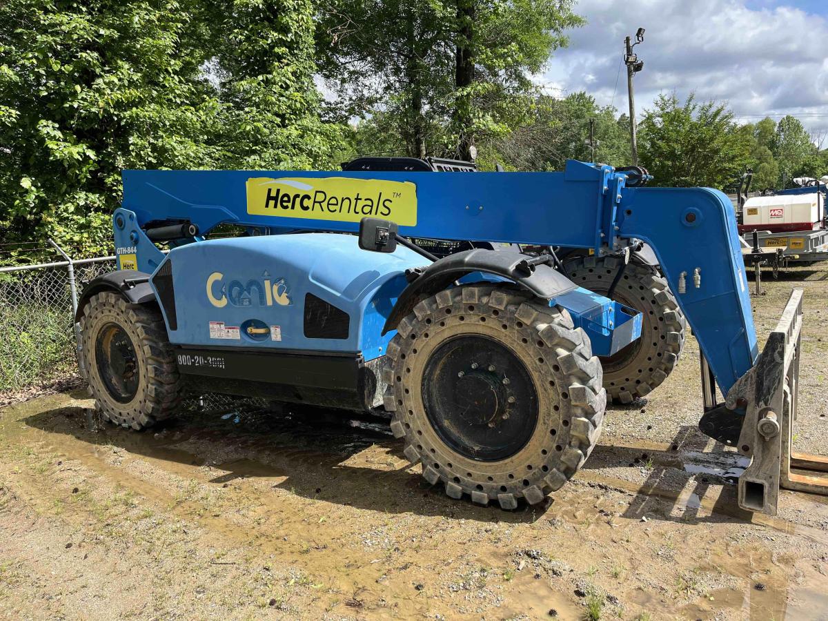 2018 Genie GTH 844