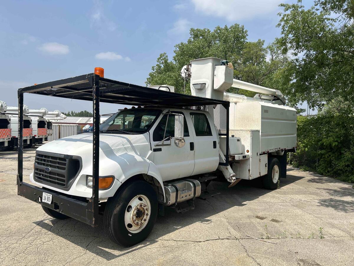 2000 Ford F750