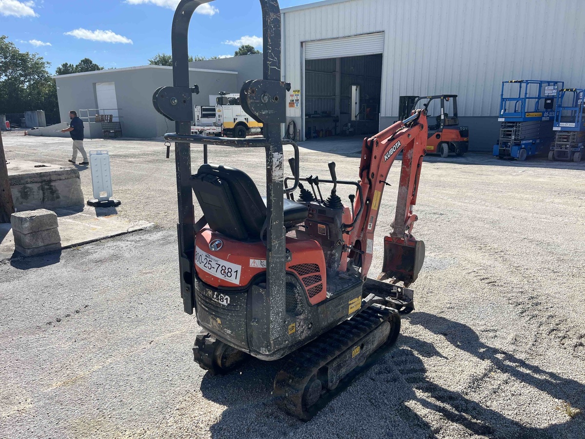 2019 Kubota K008-3 -3