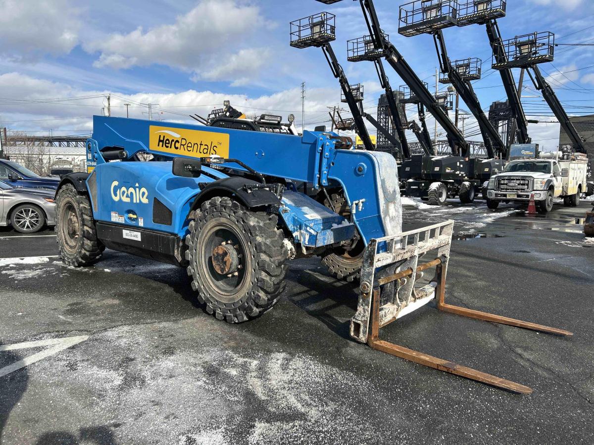 2019 Genie GTH 844