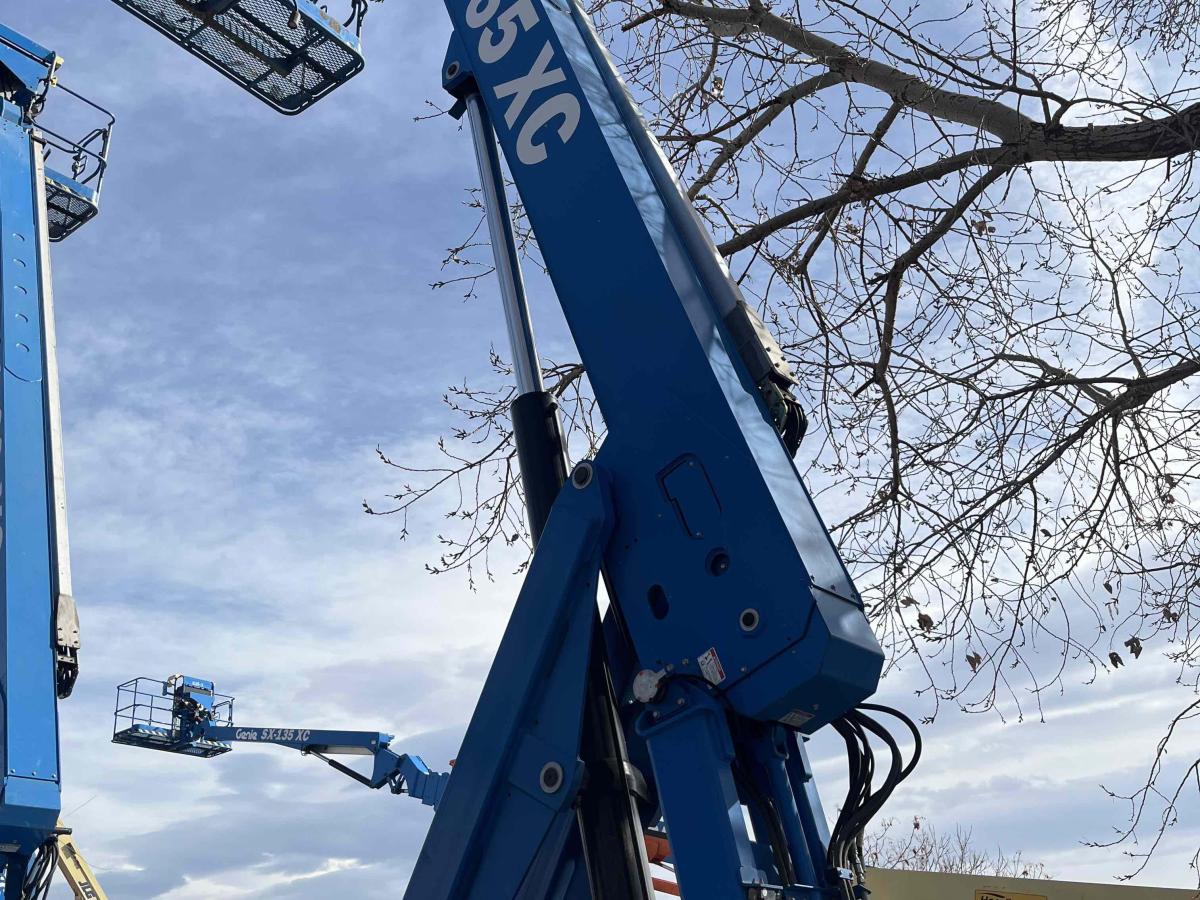 2019 Genie S-65XC