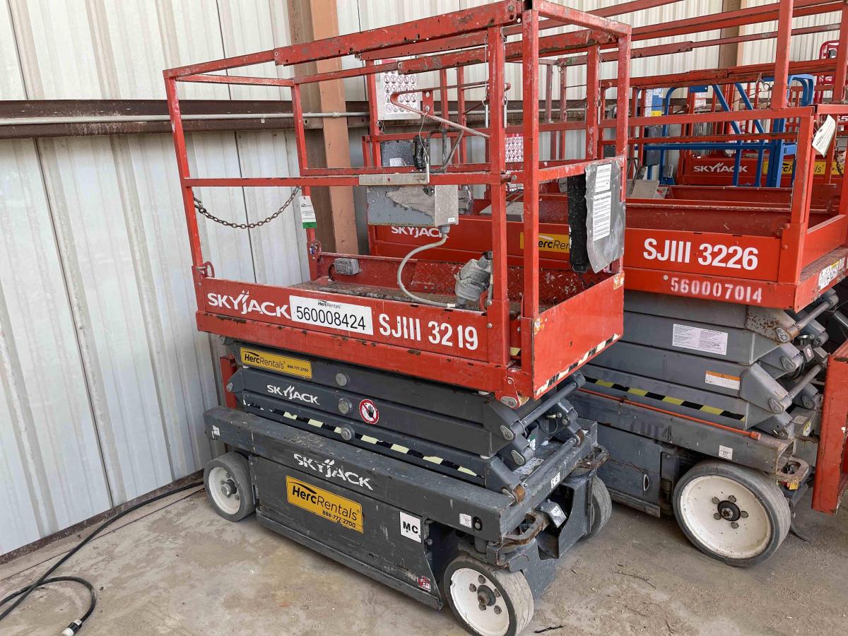 2017 Skyjack SJ3219