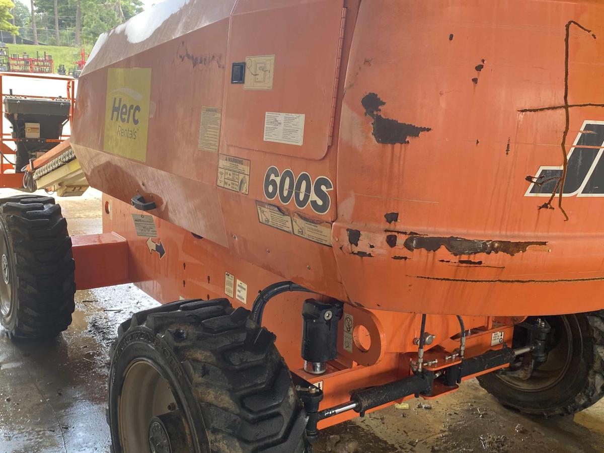 2016 JLG 600S
