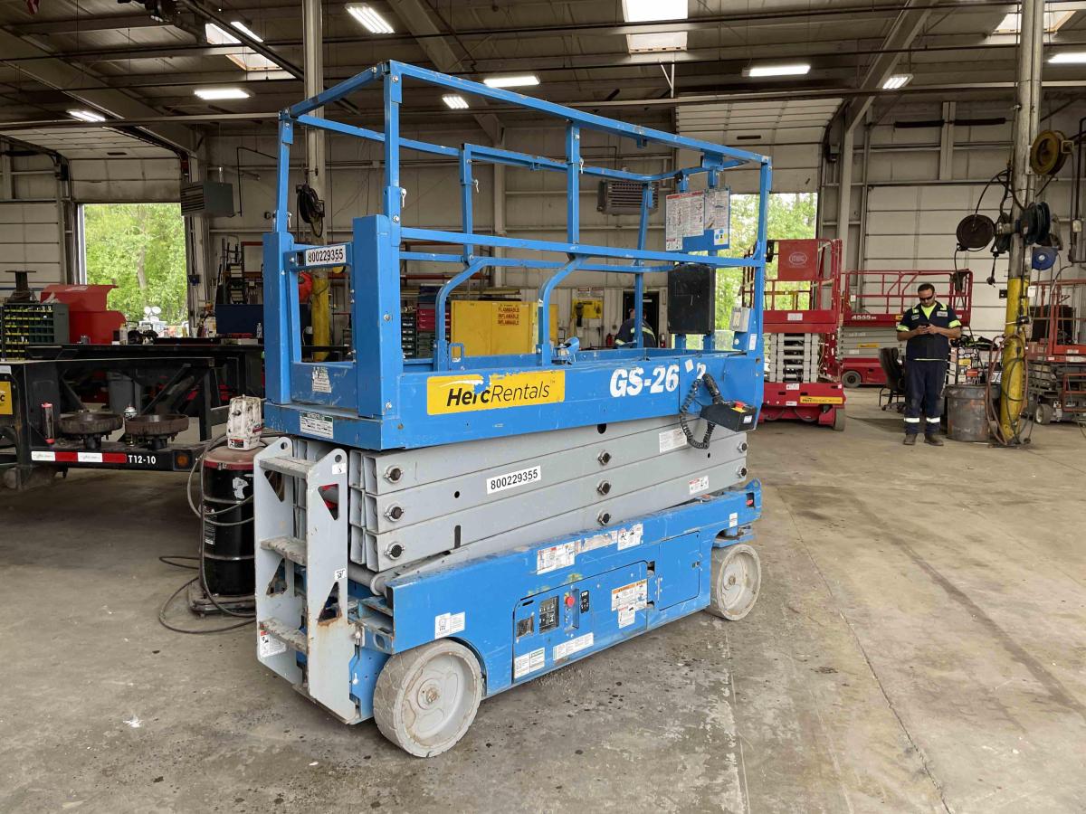 2018 Genie GS-2632-4