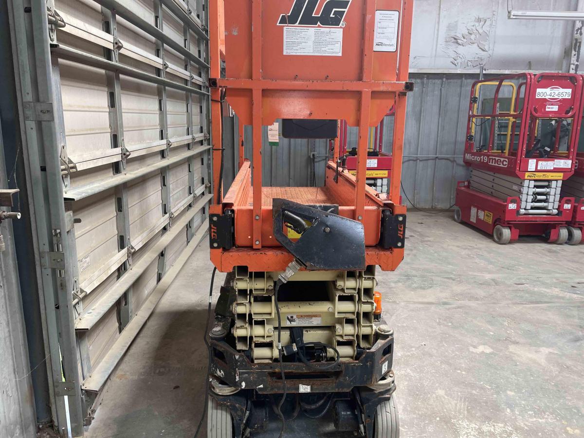 2018 JLG 1932R-4