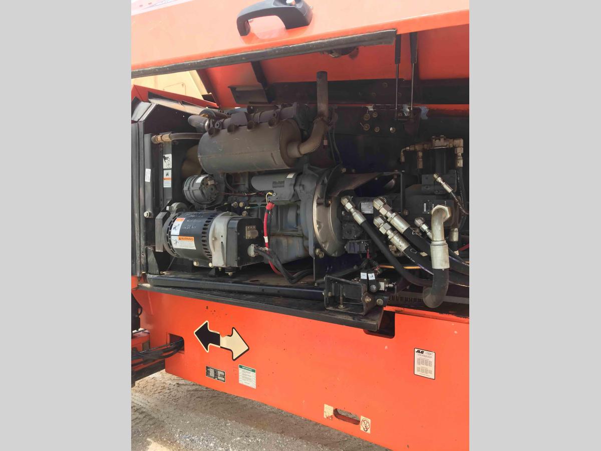 2013 JLG 860SJ