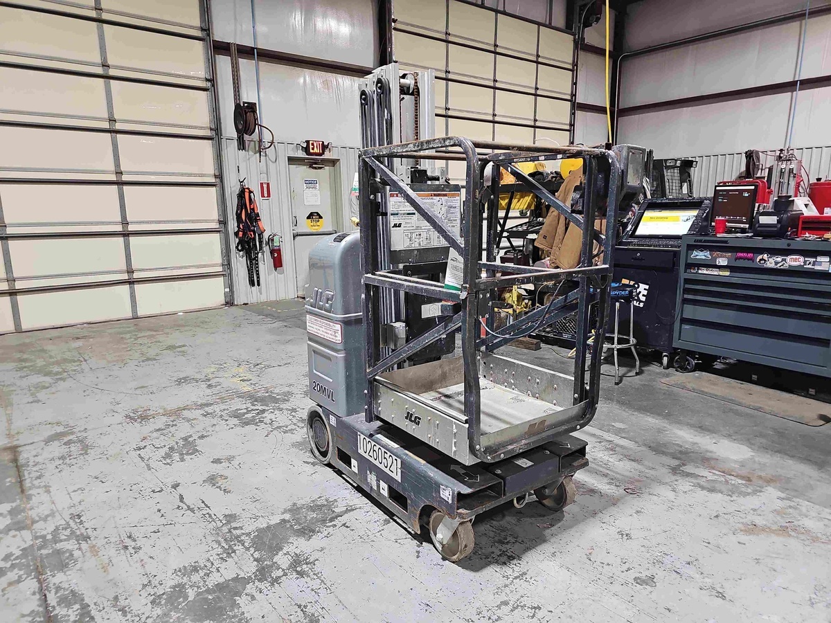 2018 JLG 20MVL-2