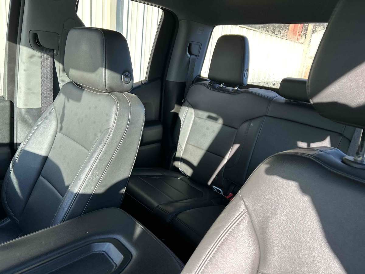 2020 Chevrolet 1500-11