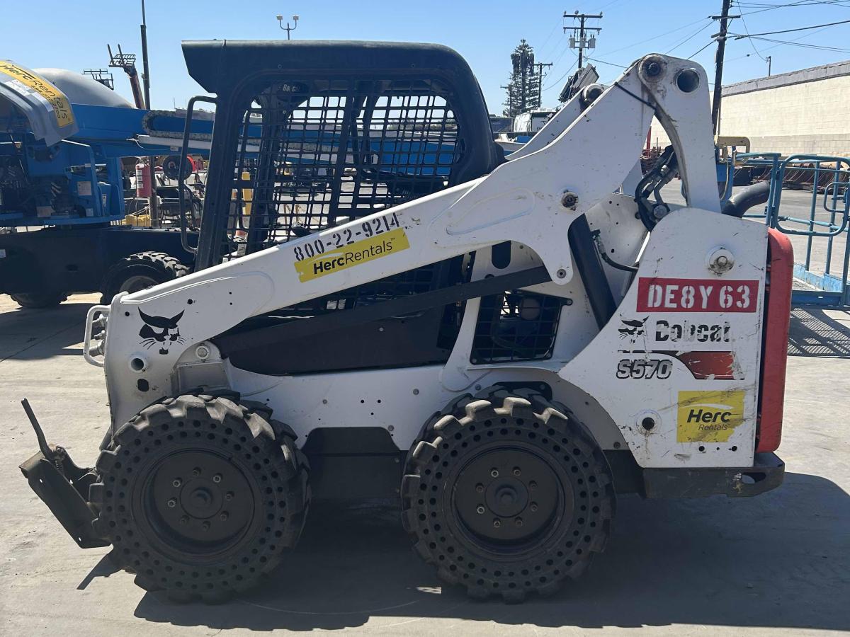 2018 Bobcat S570
